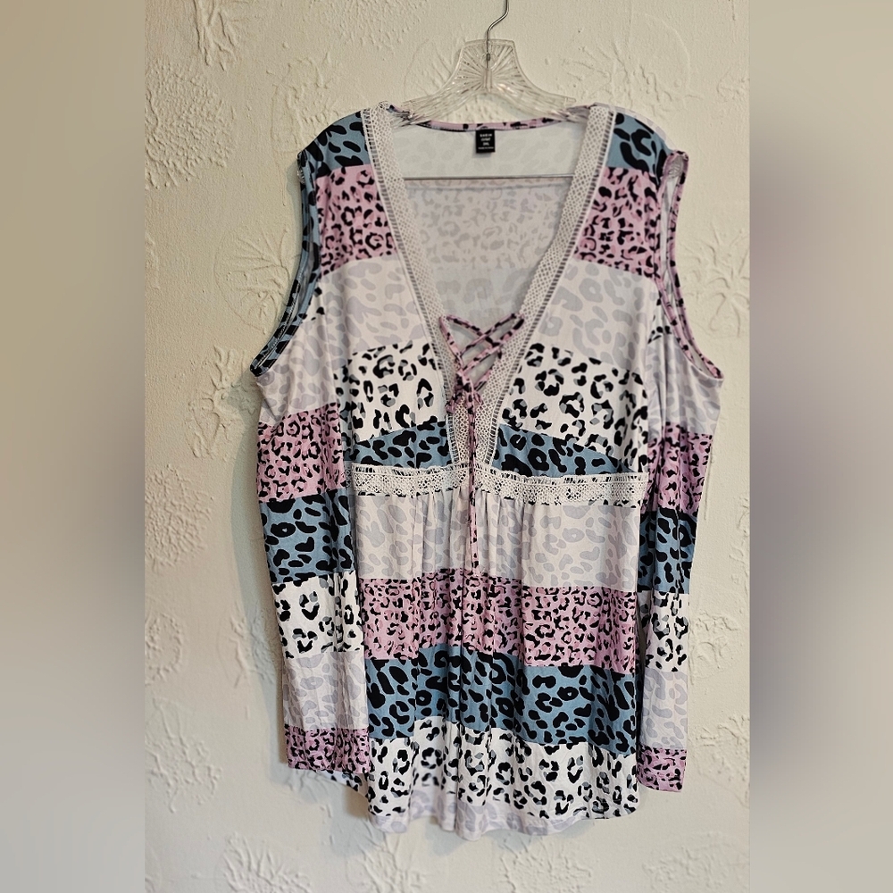 Women's 3X cold shoulder top